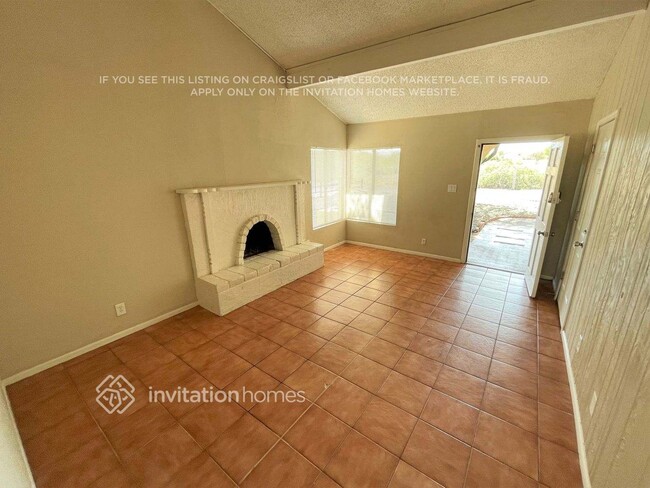 Building Photo - 6108 N 71st Dr