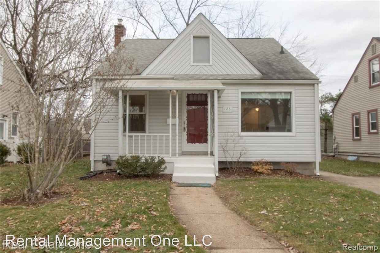 Primary Photo - 3 br, 1 bath House - 128 N. Rembrandt