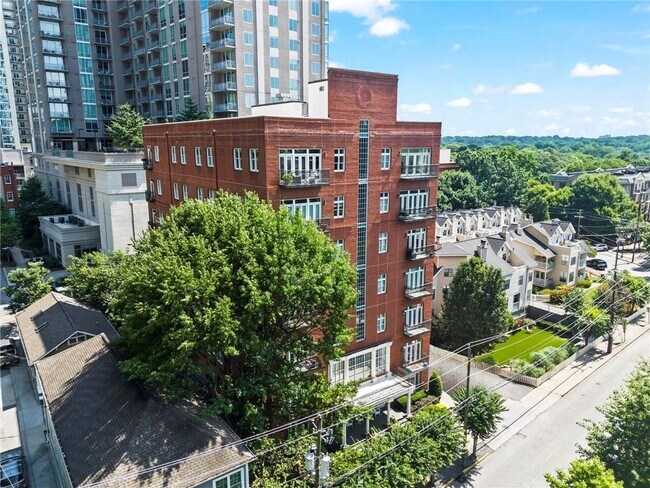 Foto del edificio - 206 11th St NE