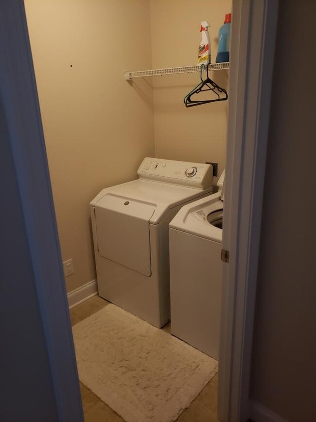 48 Roxbury Dr Unit 48, Fishersville, VA 22939 Condo for Rent in Fishersville, VA