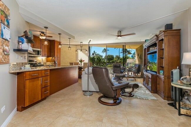 Building Photo - 1032 S Kihei Rd