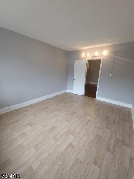 Building Photo - 163 Meade Ave