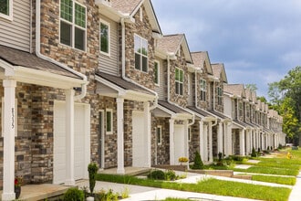 Building Photo - Anderson Grove Townhomes