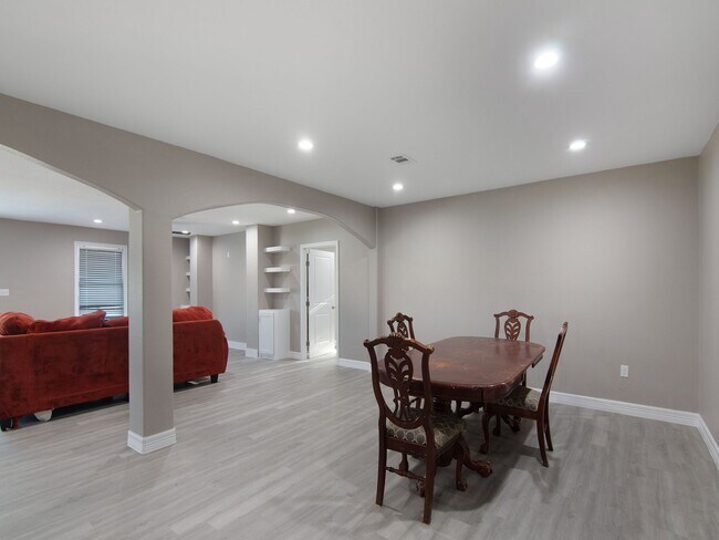 Building Photo - 51 Rd 5117