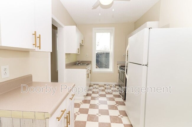 Building Photo - 1815 Bailey Ave