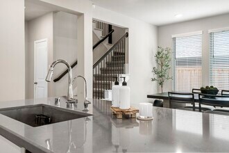 Building Photo - 21631 Cascades Pass Ct