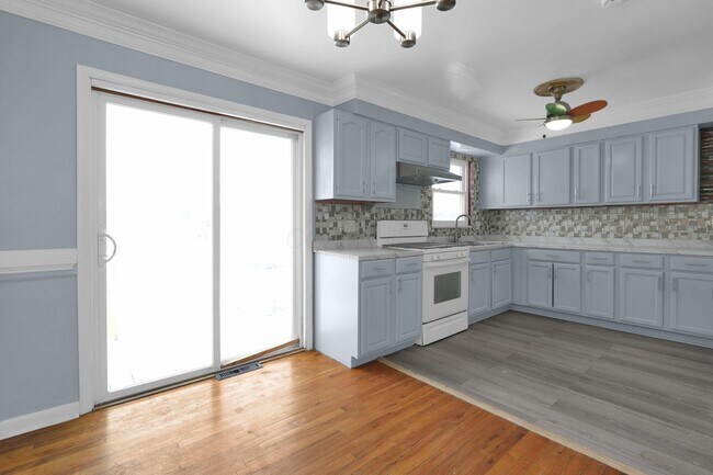 Foto del edificio - 1414 Shanley Dr