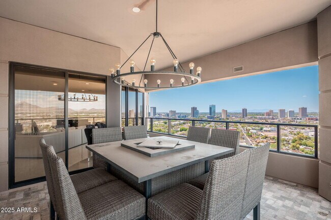 Foto del edificio - 1040 E Osborn Rd