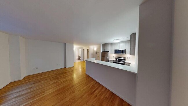 Foto del edificio - 121 Reade St