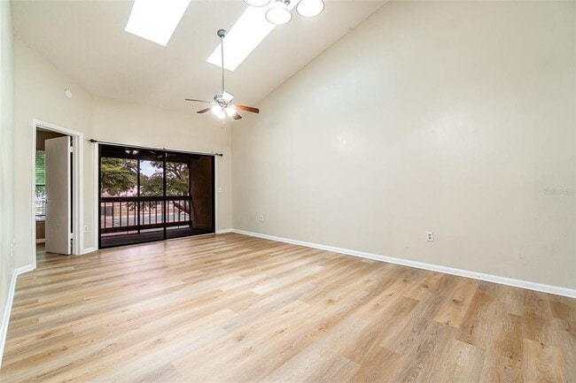 Building Photo - 2924 S Semoran Blvd