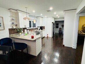 Building Photo - 129 Bailey Rd