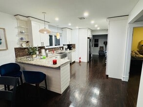 Building Photo - 129 Bailey Rd