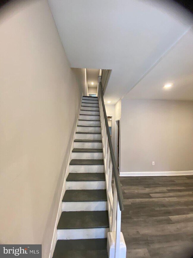 Building Photo - 1314 N 53rd St