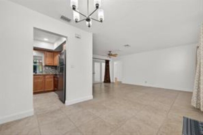 Foto del edificio - 5340 NE 17th Ter