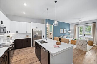 Goddard Point Hope apartments — community photo - Goddard Point Hope