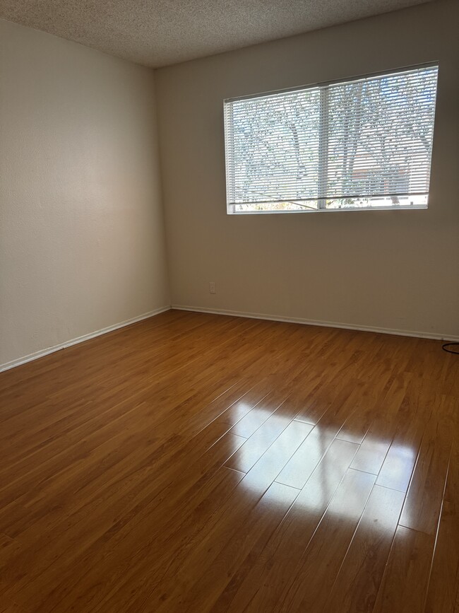 second bedroom - 12601 Van Nuys Blvd