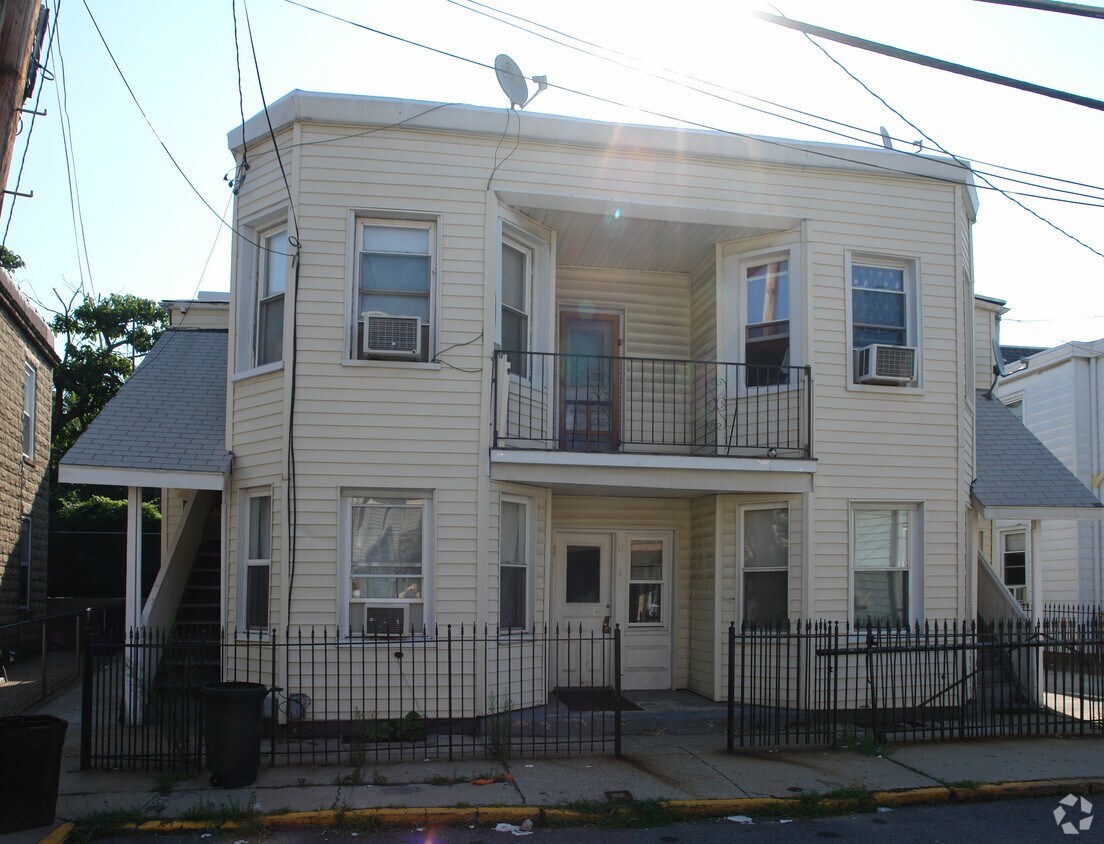 12 Gesner Pl, Tarrytown, NY 10591 Apartments in Tarrytown, NY