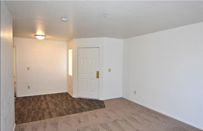 Entrance - 16033 N 25th St