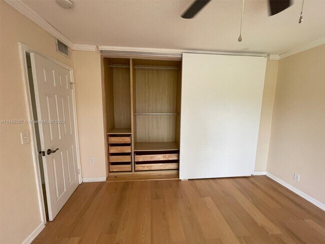 Building Photo - 11378 Royal Palm Blvd