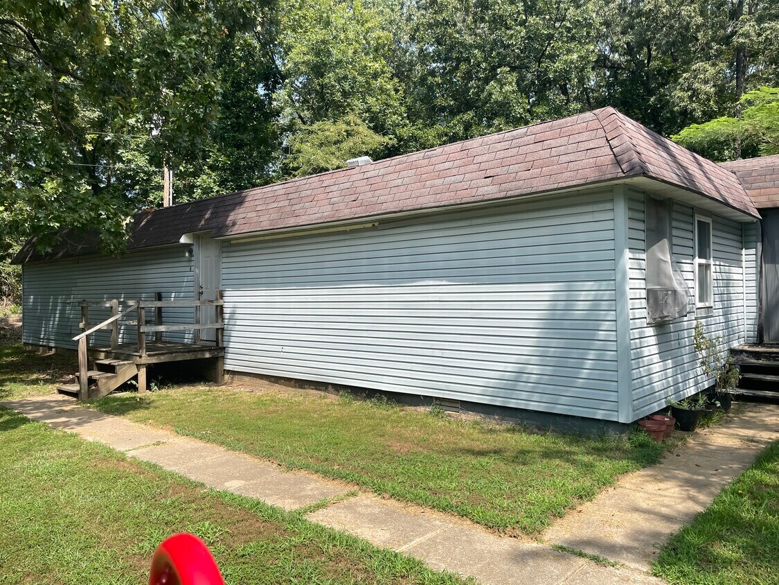 Primary Photo - 718 Lynette Ave