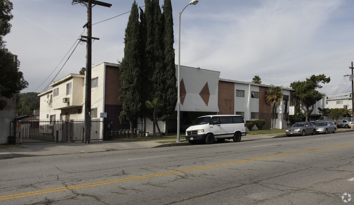 Foto del edificio - Golden State Apartments