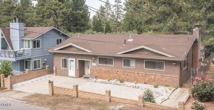 Building Photo - 851 Pine Knot Ave