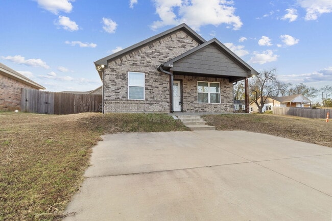 Foto del edificio - 931 N Barrett Ave