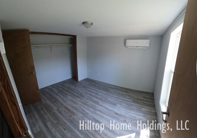 Building Photo - 57 Hilltop Rd