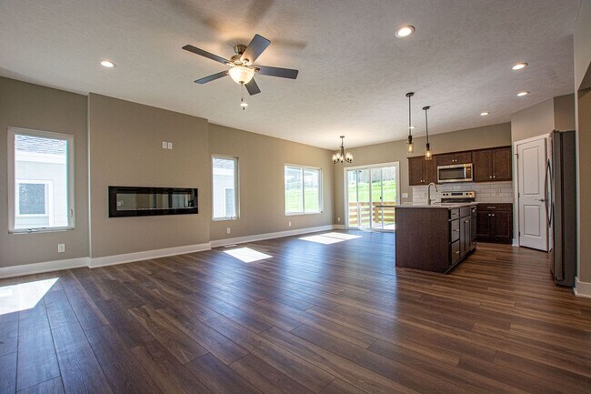 Building Photo - S342-346 North Allen Street