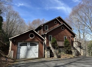 Building Photo - 444 New Homestead Dr