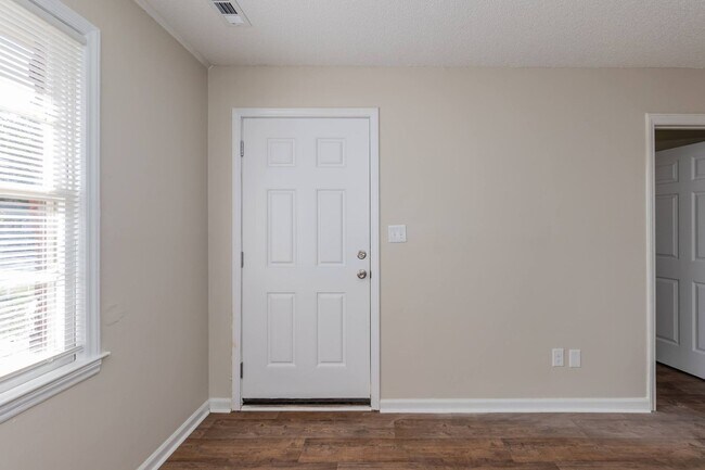 Foto del edificio - S Pine St