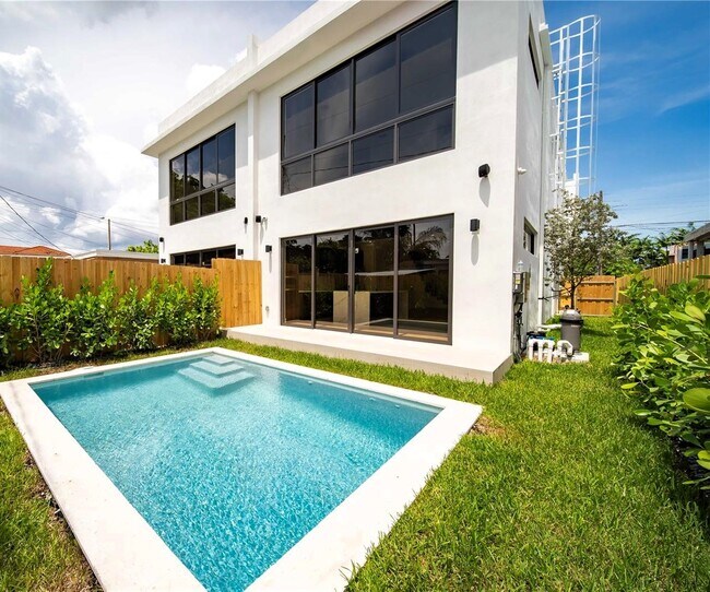 Foto del edificio - 2710 SW 34th Ave