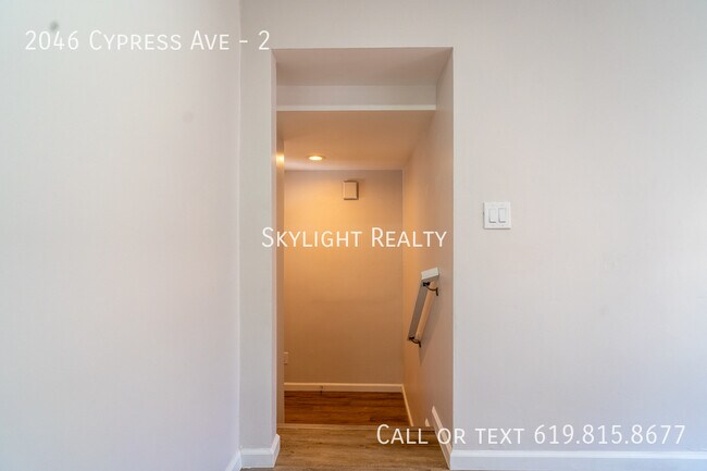 Building Photo - 2046 Cypress Ave.