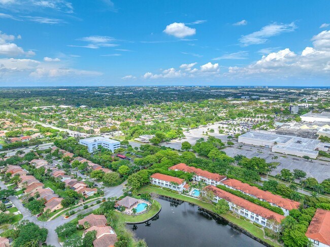 Foto del edificio - 20889 St Andrews Blvd