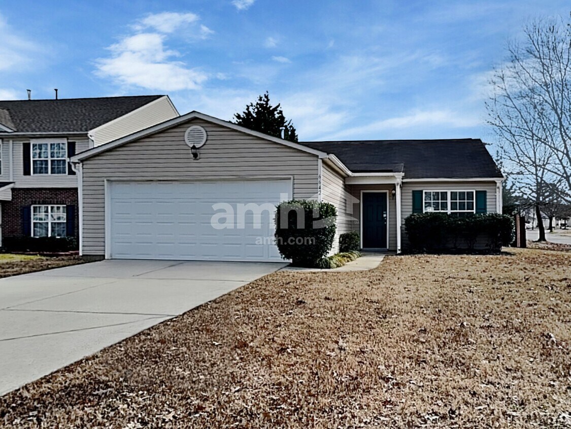 Primary Photo - 6642 Ziegler Ln