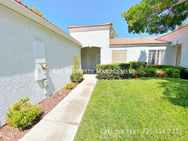 Building Photo - 2 BEDROOM + DEN ONE STORY TOWNHOME IN GUAR...