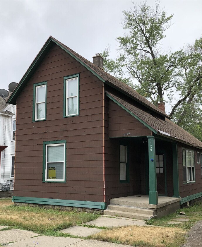 Primary Photo - 5 br, 2 bath House - 1139 McReynolds Ave N...