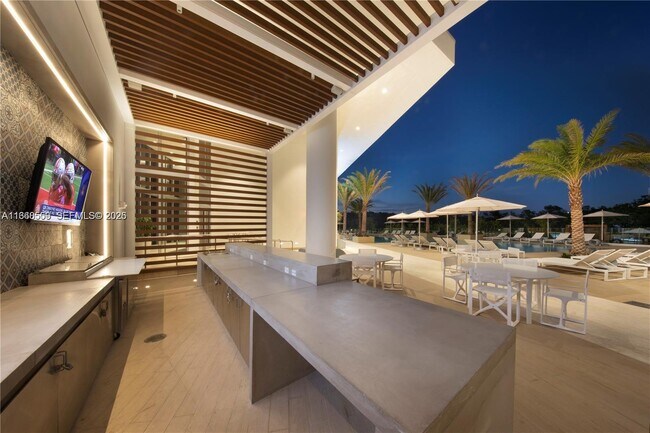 Foto del edificio - 16385 Biscayne Blvd