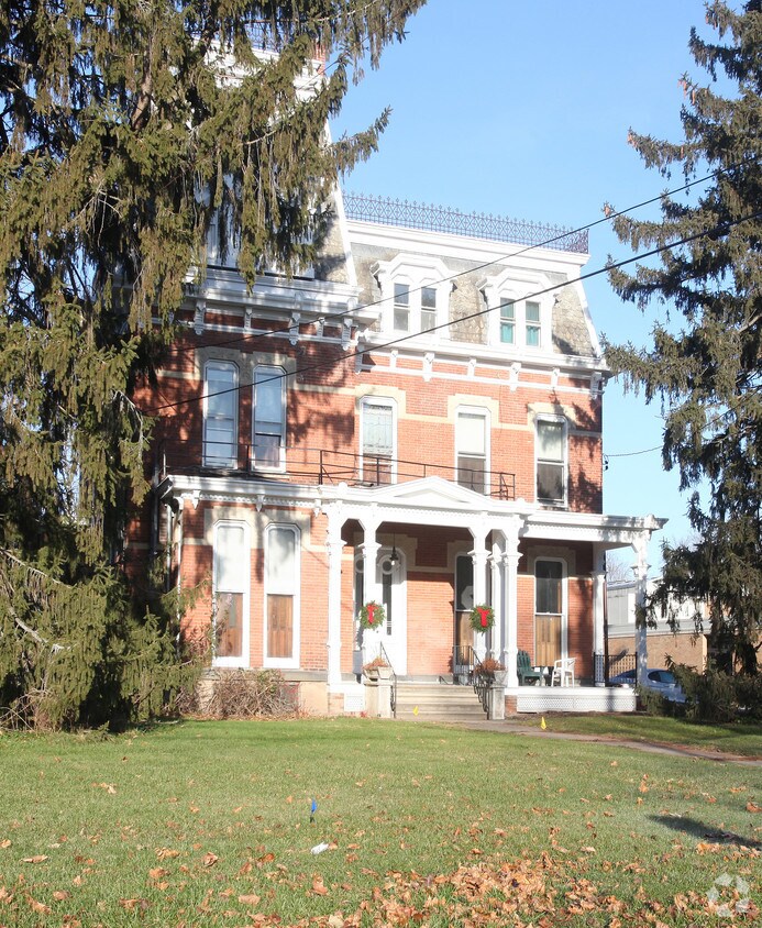 Foto del edificio - 231 Albany Ave