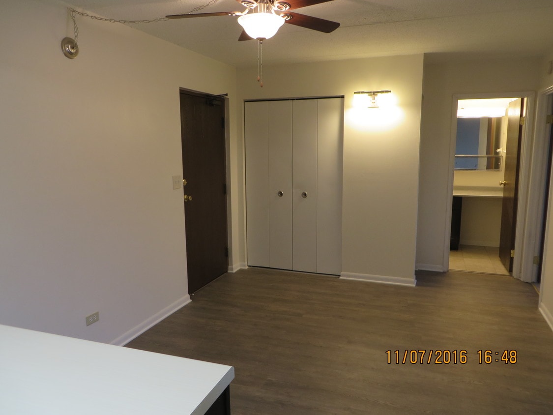 Building Photo - 280 Springhill Dr