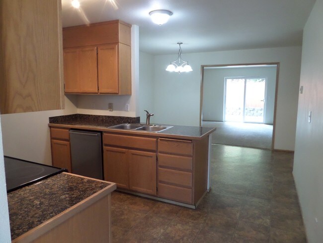 Foto del edificio - 3422 Morrison Rd W