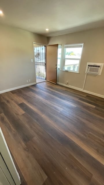 livingroom - 2538 W Ramona Rd