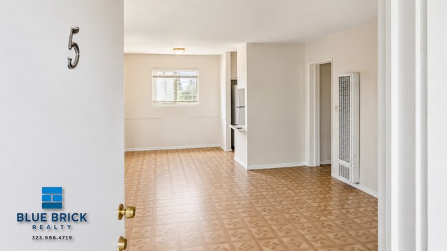 Foto del edificio - 6929 Whitsett Ave