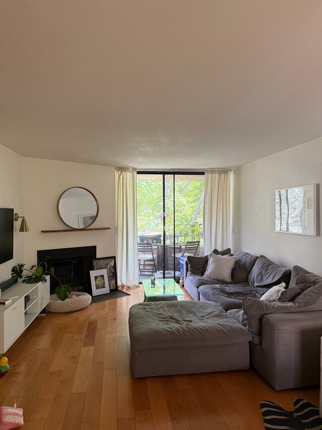 Building Photo - 4141 Via Marisol