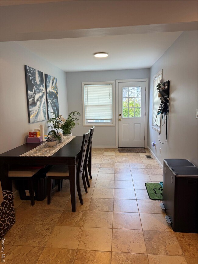 Foto del edificio - 222 Colonial Ave