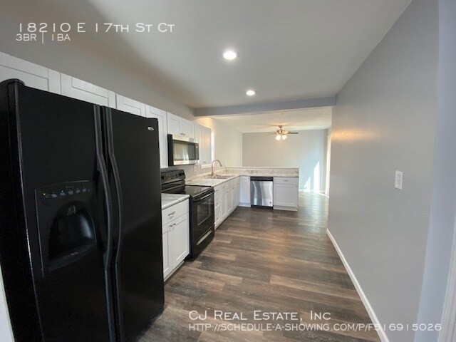 Building Photo - 18210 E 17 Ct N