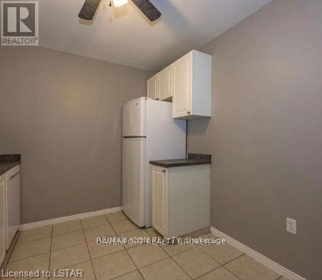 Building Photo - 75 Huxley St