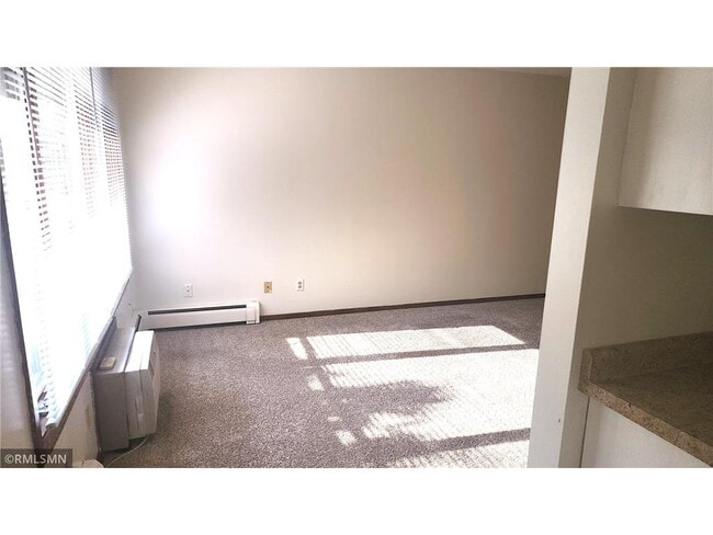 Foto del edificio - 218 N Jefferson St