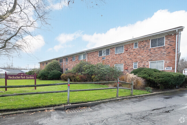 Building Photo - Heckscher Park Gardens