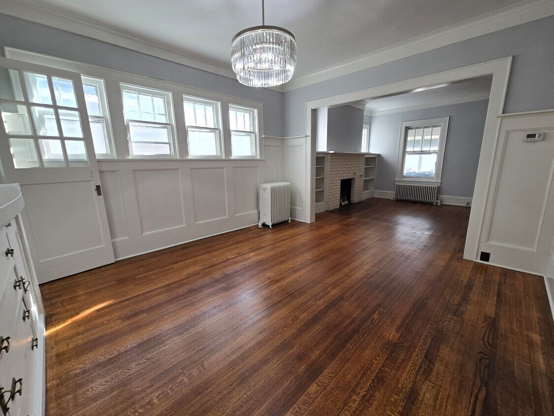 Foto principal - 1054 14th Ave SE